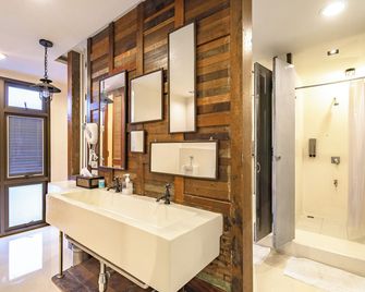 Siam Plug In Hostel - Bangkok