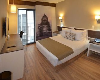 Plaza Revolucion - Ciudad de México - Habitación