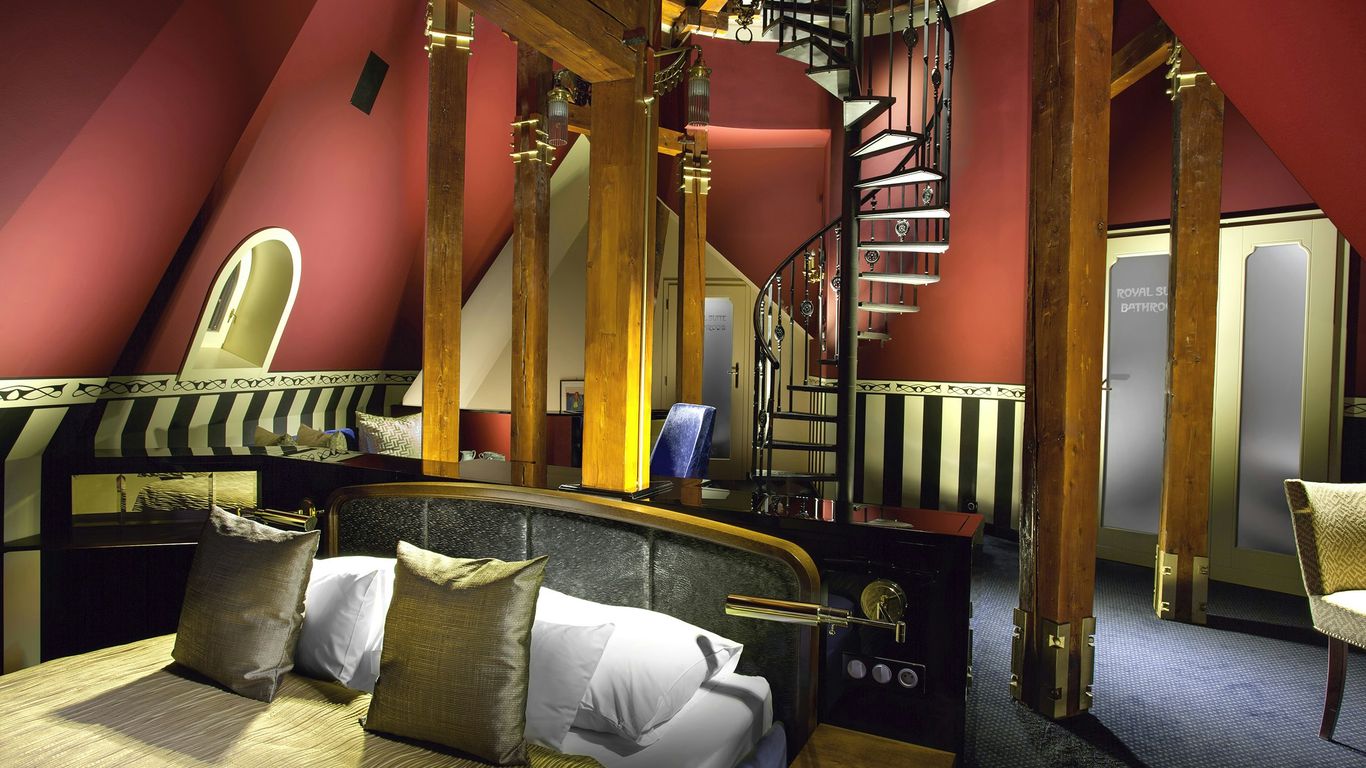 فندق باريس براغ