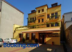 Hotel U Radnice - Louny - Gebouw