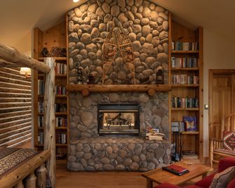 Riversong Inn Retreat - Estes Park