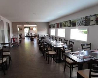 Hôtel La Péniche - Pierrefitte-sur-Loire - Restaurante