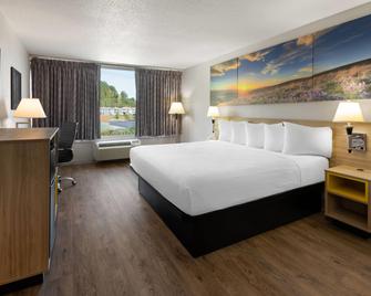 Days Inn by Wyndham Cambridge - Cambridge - Bedroom