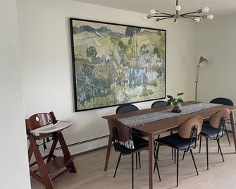 Lake Home,1st Floor only, in a quiet Lake Antoine neighborhood. - Iron Mountain - Sala pranzo