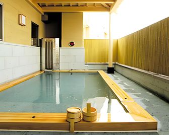 Crest Matsudo - Matsudo - Building