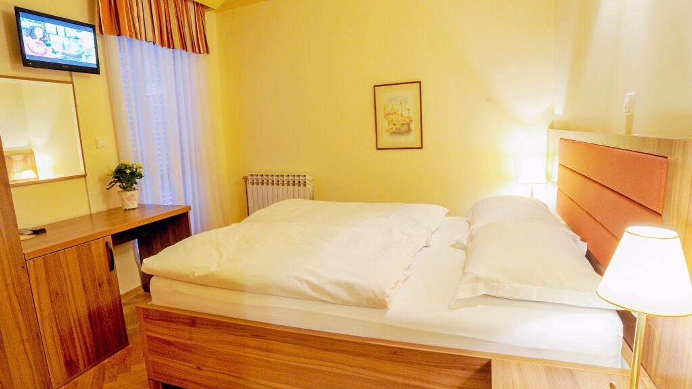 Hotel Marinko