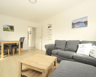 Ferienwohnung Ascheffel im Naturpark Hüttener Berge - Ahlefeld-Bistensee - Sala de estar