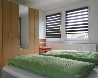 Holiday apartment Holzdorf for 2 - 4 persons with 2 bedrooms - Holiday apartment - Holzdorf - Habitación