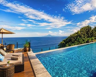 Louis Kienne Resort Senggigi - Tanjung - Piscina