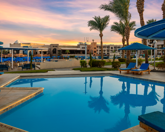 Pickalbatros Oasis Port Ghalib - Port el Ghalib - Piscina