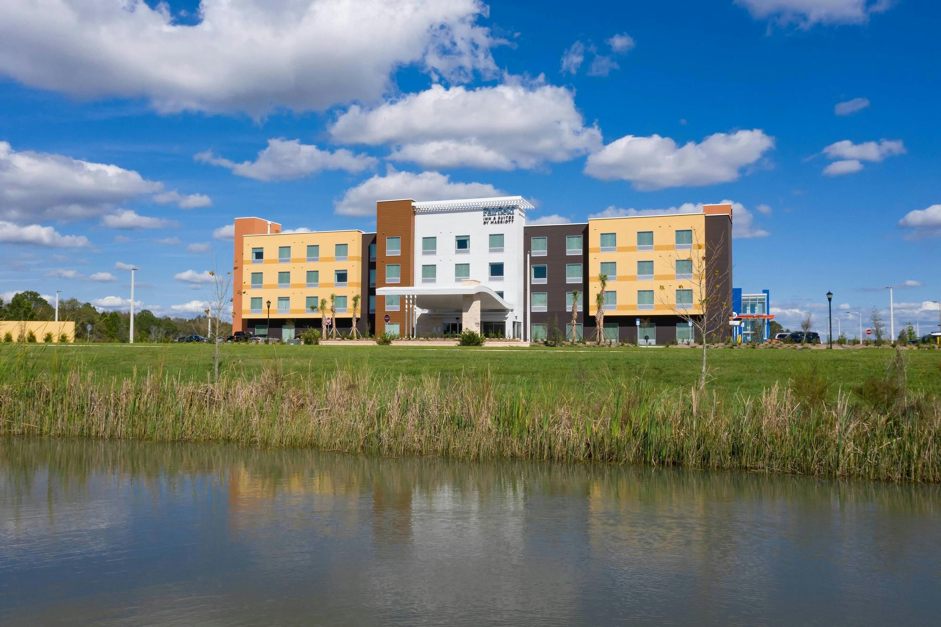 Fairfield Inn and Suites by Marriott Tampa Wesley Chapel - Wesley Chapel - Gebäude