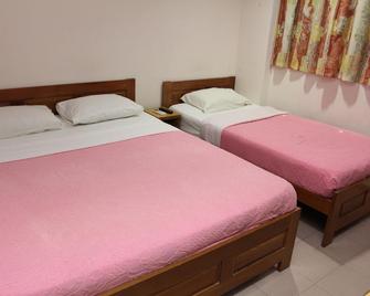 Town Inn Hotel - Jerantut - Bedroom
