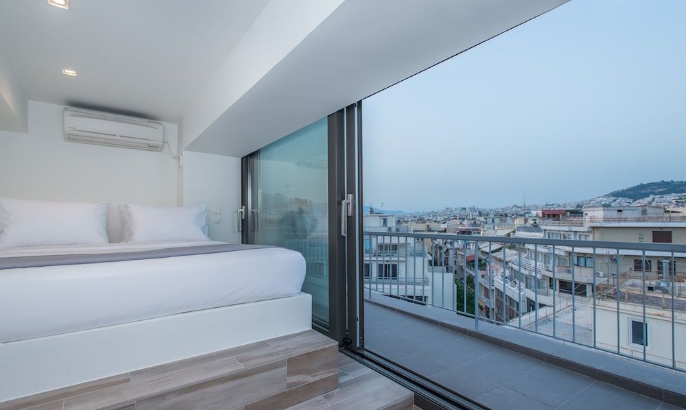 Spot Apart - אתונה - מרפסת