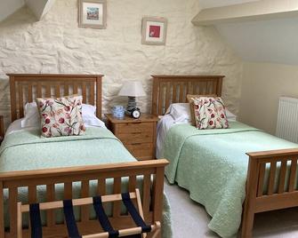 Charming One Bedroom Apartment In Town House - Shepton Mallet - Κρεβατοκάμαρα