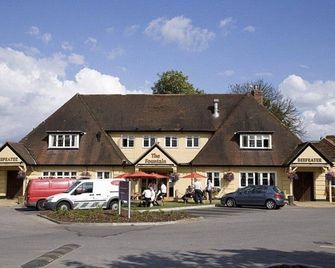 Premier Inn Twickenham East - Twickenham - Gebouw