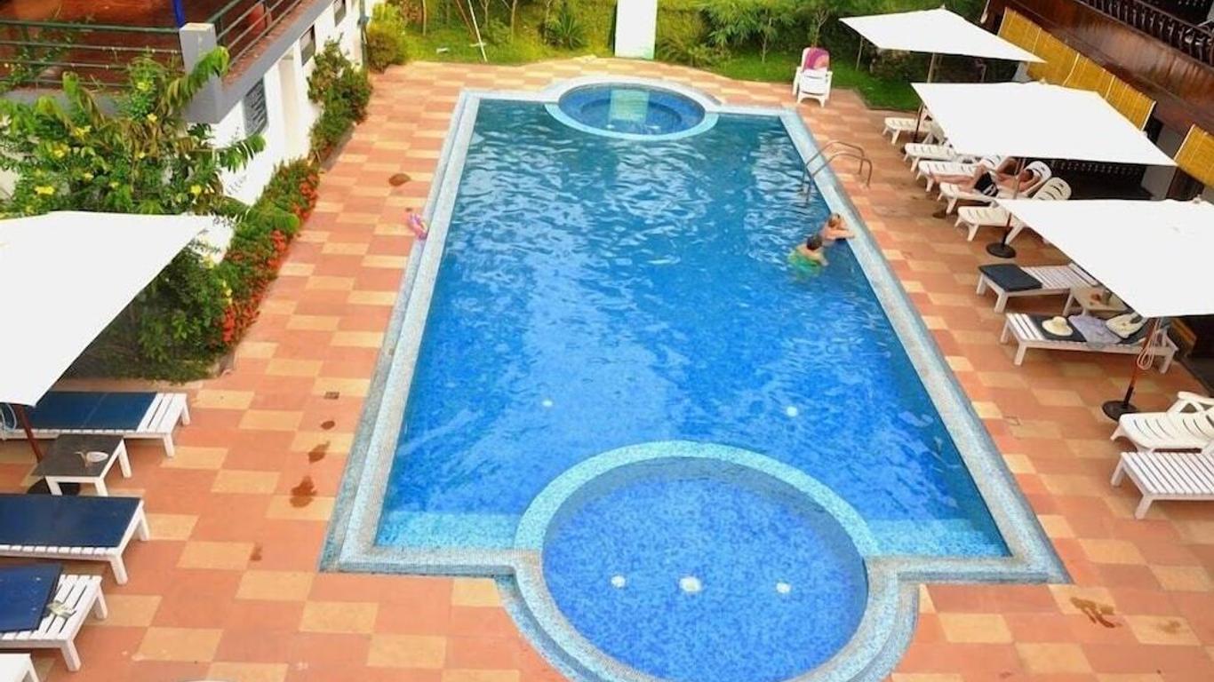 Raja Park Beach Resort