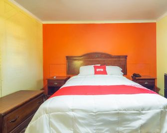 OYO Hotel Brookhaven Ms Hwy 51 North - Brookhaven - Спальня