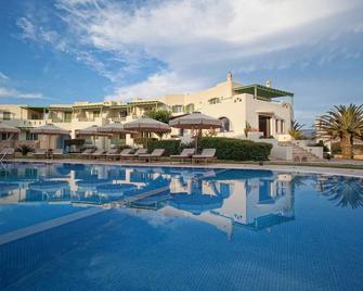 Finikas Hotel - Pirgaki