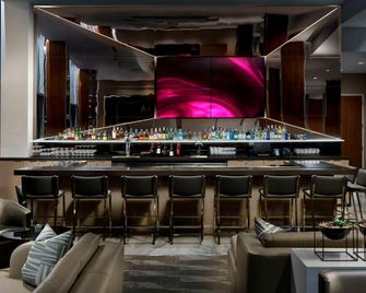 آيه سي هوتل باي ماريوت سان فرانسيسكو آيربورت أويستر بوينت/ووترفرونت - سوث سان فرانسسكو - بار