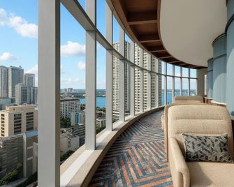 Sheraton Manila Bay - Manila - Balcony