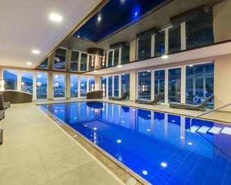 Vital Hotel Ortlerspitz - Resia - Pool
