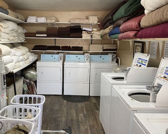 Rustic Inn Motel - Ely - Wäscheservice
