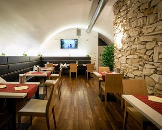 亞奎拉多羅酒店 - 特倫托 - 特倫托 - 餐廳