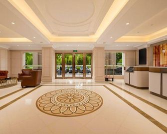 Vienna International Hotel (Shenzhen Yantian Port Hong'anwei Metro Station Branch) - Shenzhen - Lobby