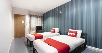 OYO 703 Koh Chang Riverside Resort - Ko Chang - Bedroom