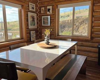 Traut Cabin - Mountain Views & Family Friendly - Greybull