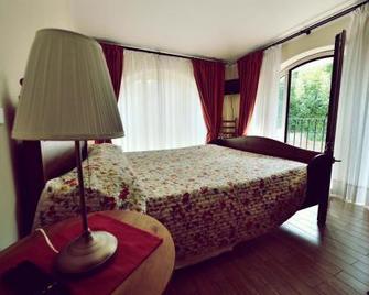 Corte Pattana - Pietrasanta - Yatak Odası