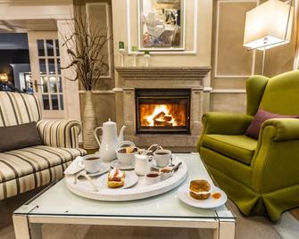 Grande Hotel das Caldas da Felgueira - Nelas - Lounge