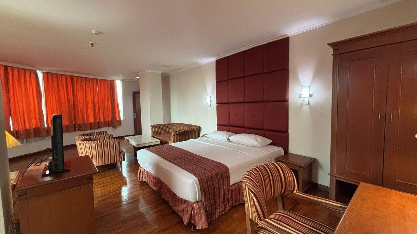 هوتل ميجا تشيكيني