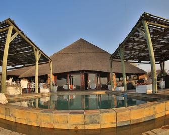 Mangwa Valley Game Lodge - Cullinan - Piscina