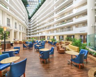 Embassy Suites by Hilton Alexandria Old Town - Alexandria - Restaurant