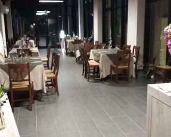 ostello ortensi - Farnese - Restaurante