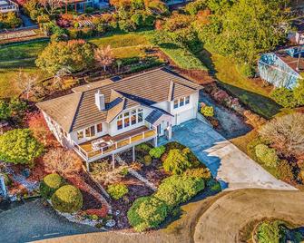 Sayward House - Port Ludlow - Edificio