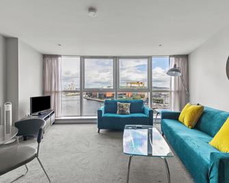 Obel 62 - Belfast - Living room