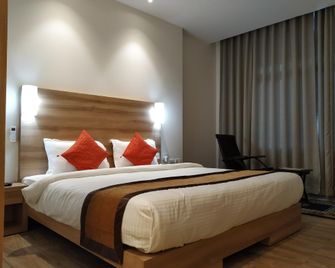 Hotel Sc Grand - Itānagar - Bedroom