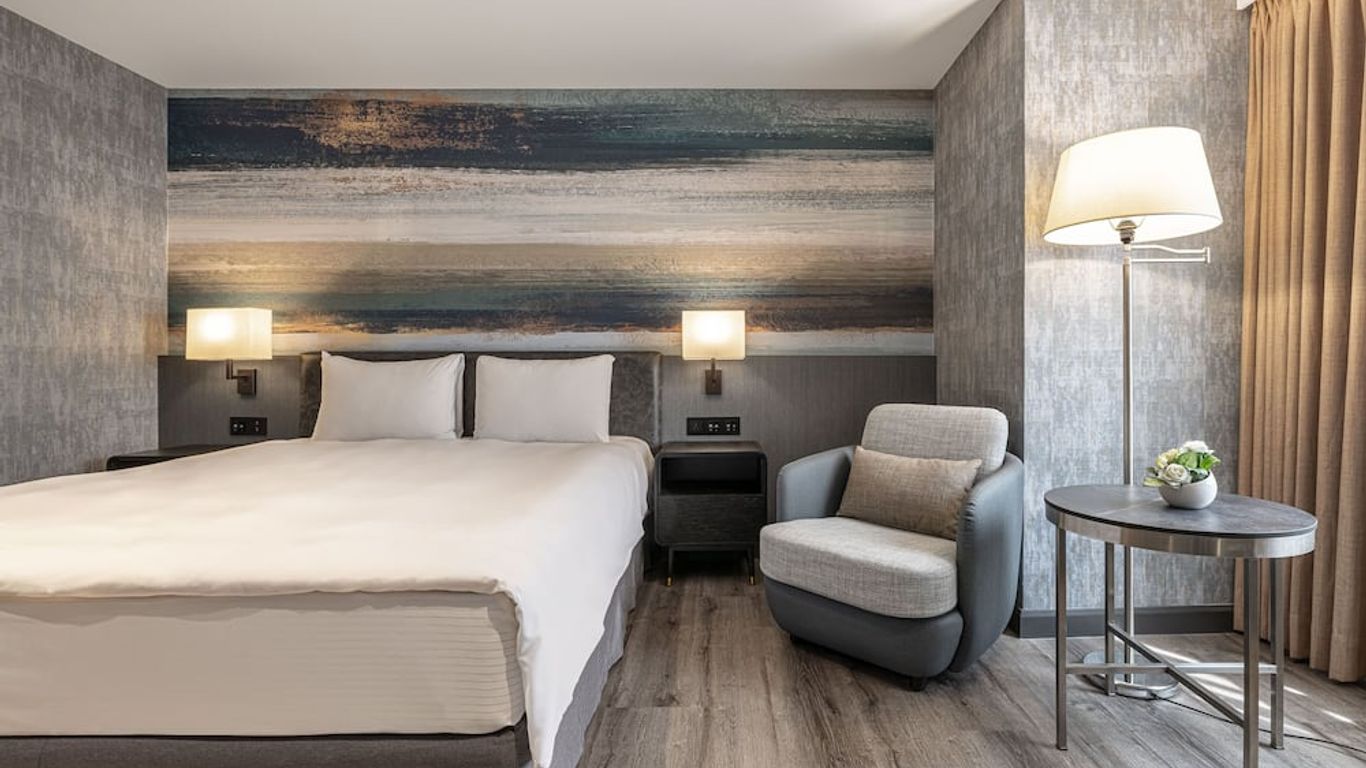 ليك شور هوتل متروبولس آي