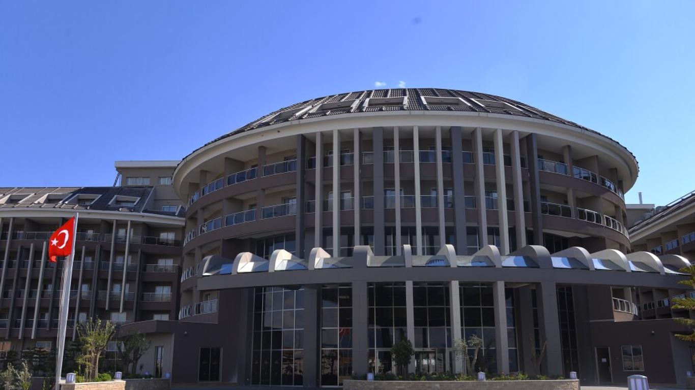 Sunmelia Beach Resort Hotel & Spa