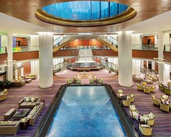 Crowne Plaza Wuxi City Center - Wuxi - Pool