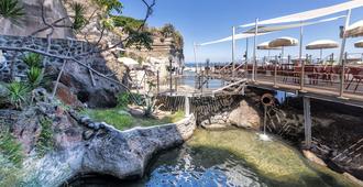 Hotel La Madonnina - Ischia - Pool