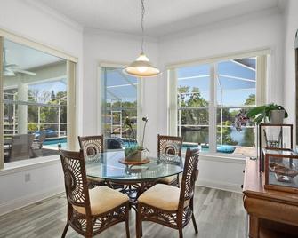 Big Cypress With Pool & Hot Tub! - Weeki Wachee - Comedor