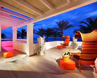 أوشوايا إيبيزا بيتش هوتل - لبالغين فقط - Sant Jordi de ses Salines - غرفة نوم