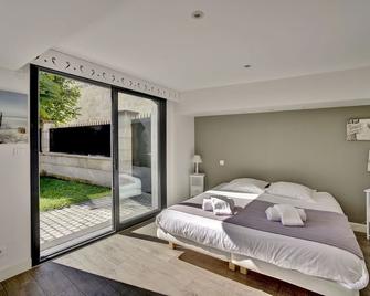 La Dependance by Cocoonr - Bordeaux - Bedroom