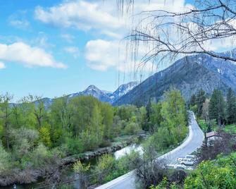 Snowcreek Suite - Fir - Leavenworth - Cảnh ngoài trời