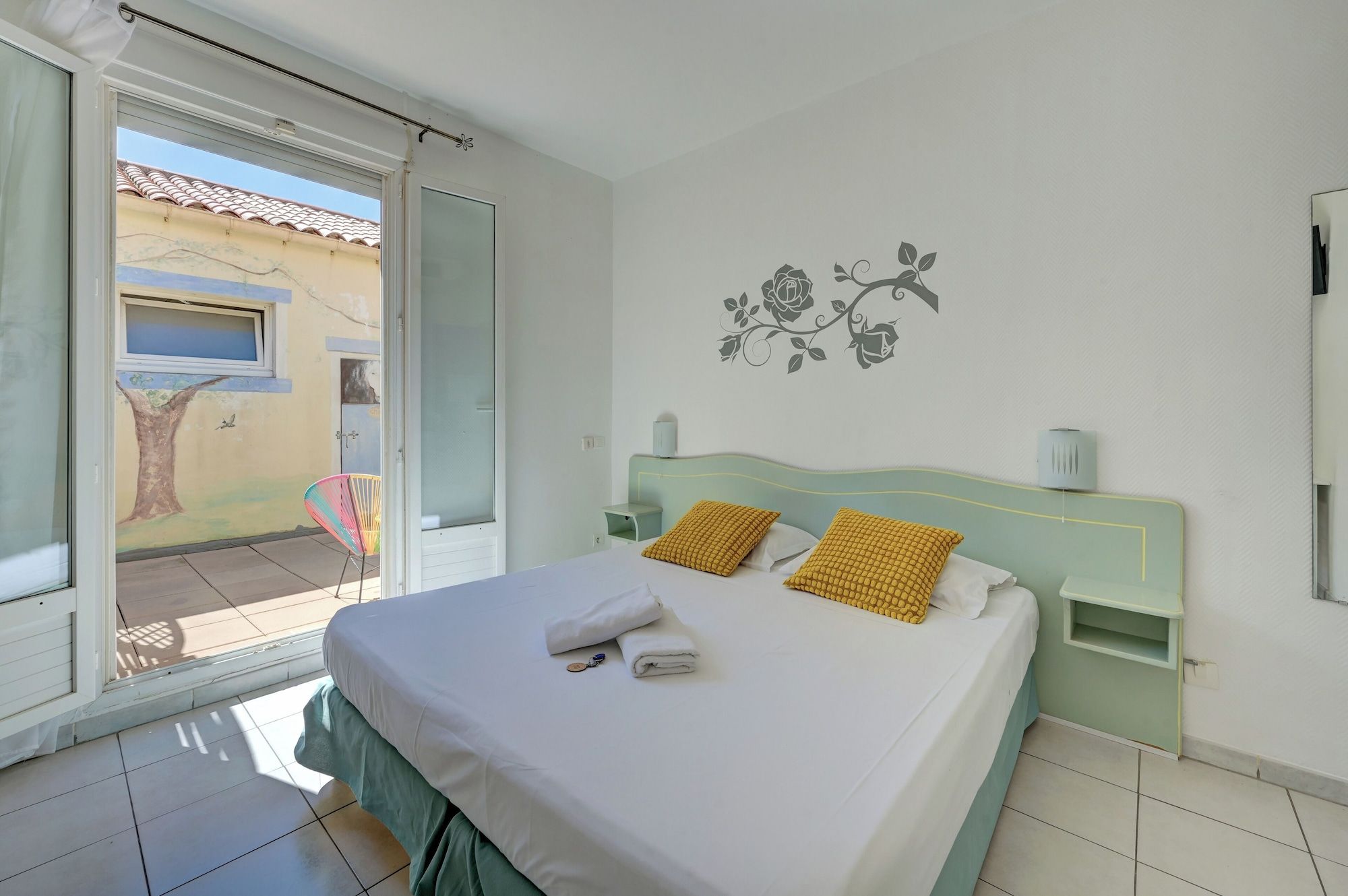 Hotel Camille - סנט-מארי דה-לה-מר