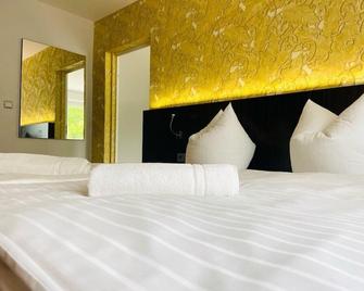 Hotel 22 - Dessau-Rosslau - Bedroom
