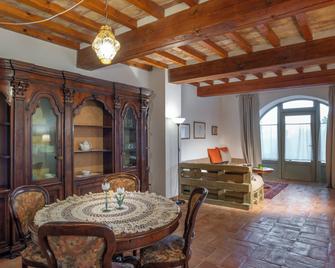 Casa Vacanze Le Fornaci - Laterina - Dining room